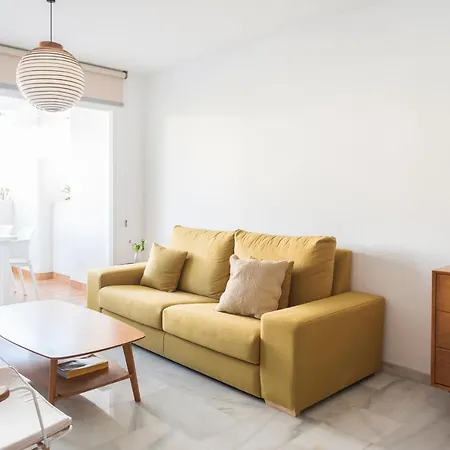 Apartment Beautiful With Terrace Near The