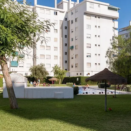Beautiful With Terrace Near The Apartment *
