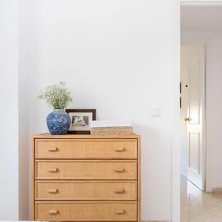 Apartment Beautiful With Terrace Near The
